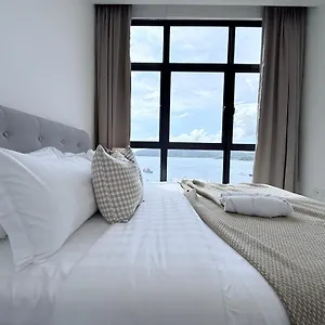 Apartment The Shore Cbd By Laxzone